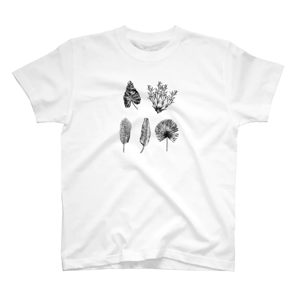 kkotomiiのLeaf Regular Fit T-Shirt