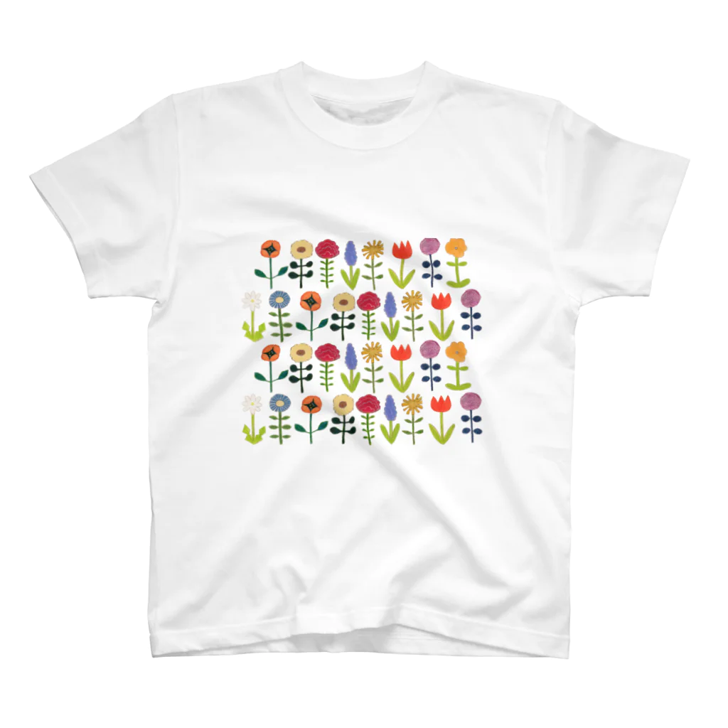 Mr.ニャンのきまぐれショップのお花畑02 スタンダードTシャツ