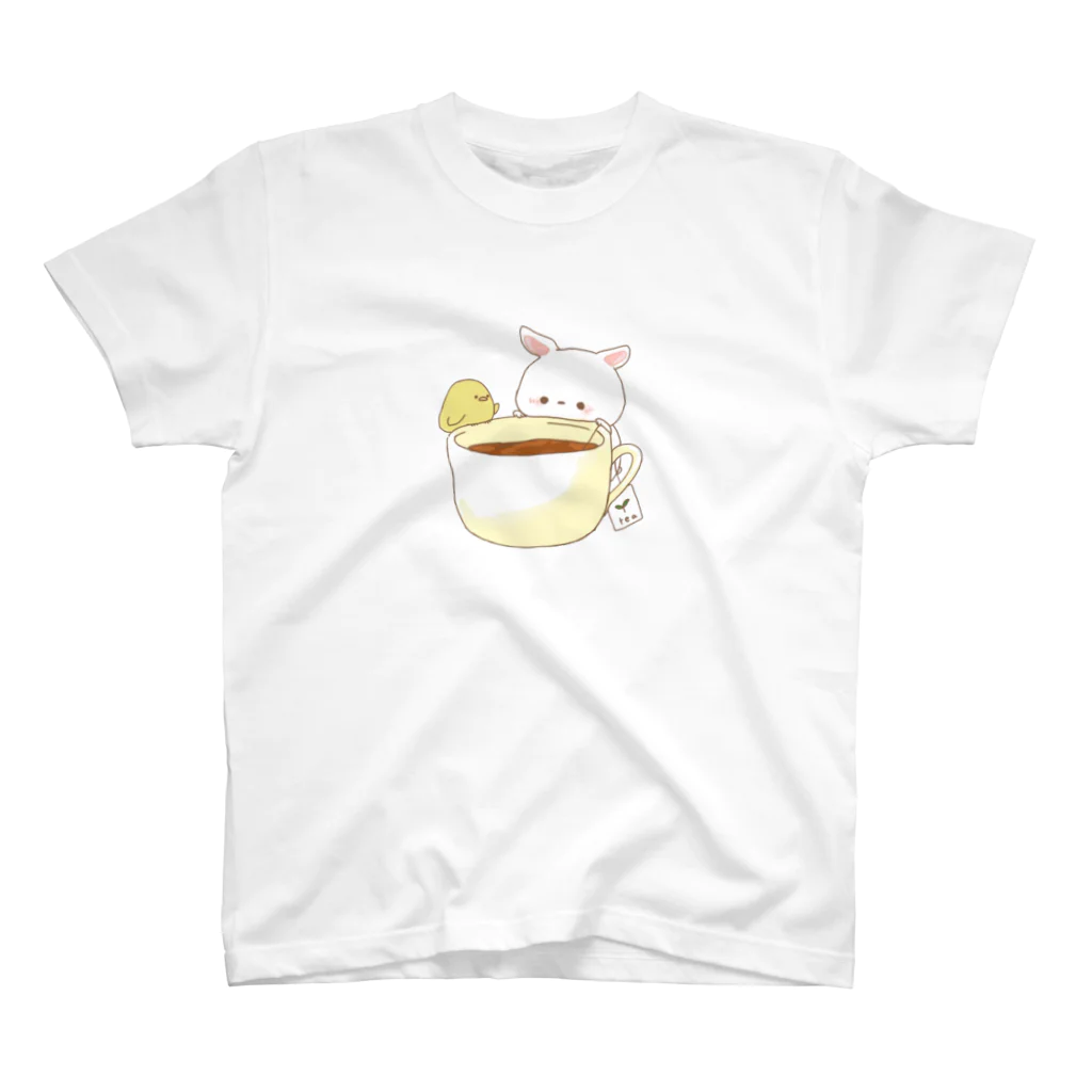 Ms.お茶会のお茶で一息ウサギさん スタンダードTシャツ