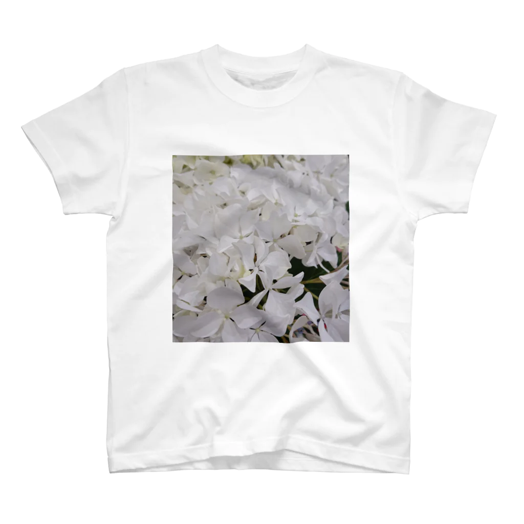 ❄️雪催〜ゆきもよい〜❄️の紫陽花(白) Regular Fit T-Shirt