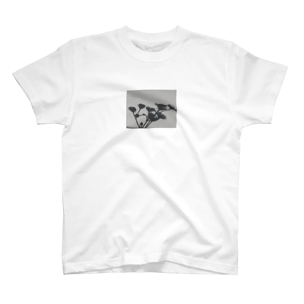 uneillustrationのTシャツ Regular Fit T-Shirt