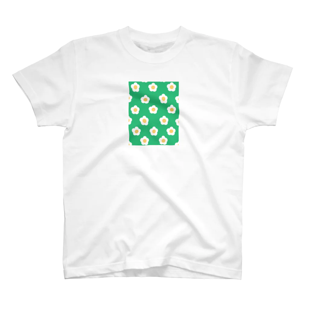 PUCA𓅹PUCA （すぽんじ）のWhite Flower(グリーングリーン) スタンダードTシャツ