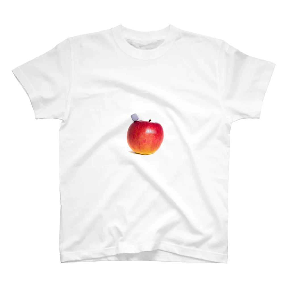 lenhung2108のthe apple Regular Fit T-Shirt