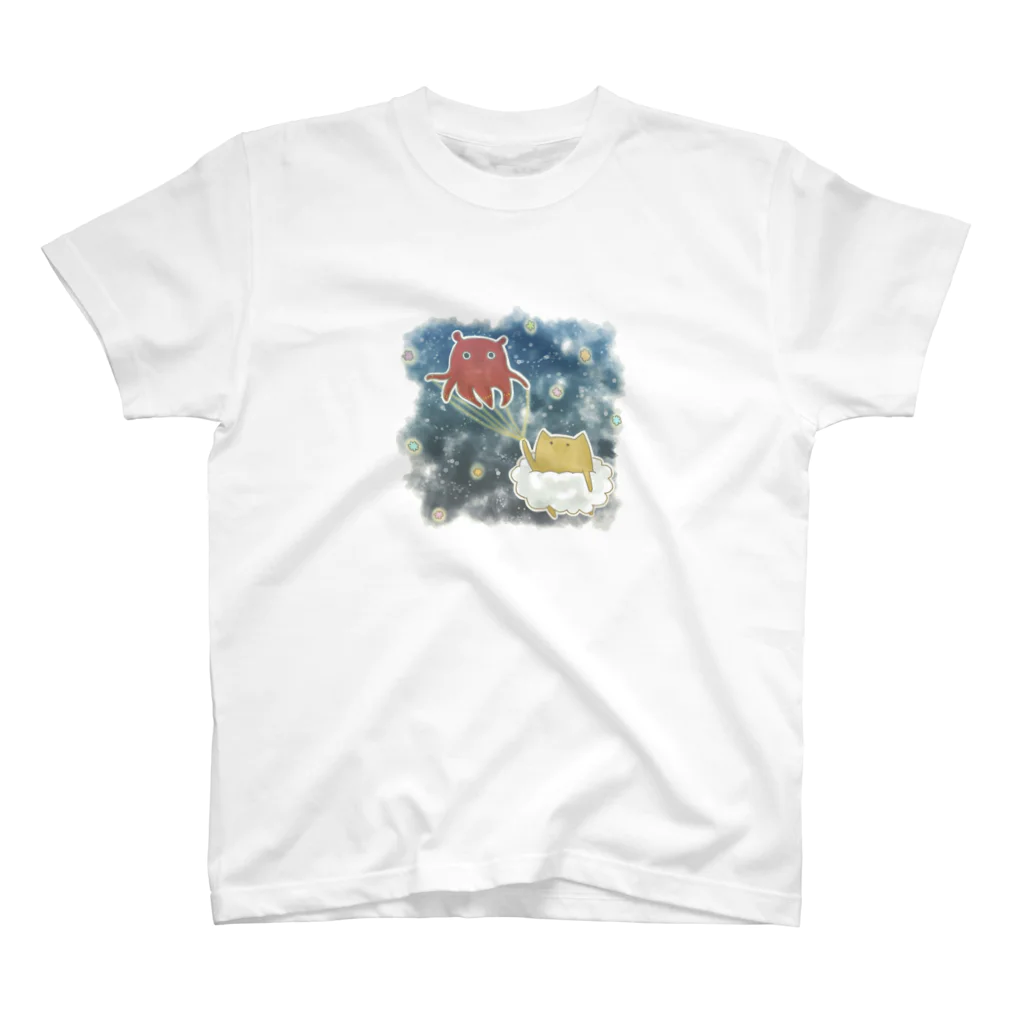 みやたに。工房の雲ねこちゃんの旅～メンダコ案内～ Regular Fit T-Shirt
