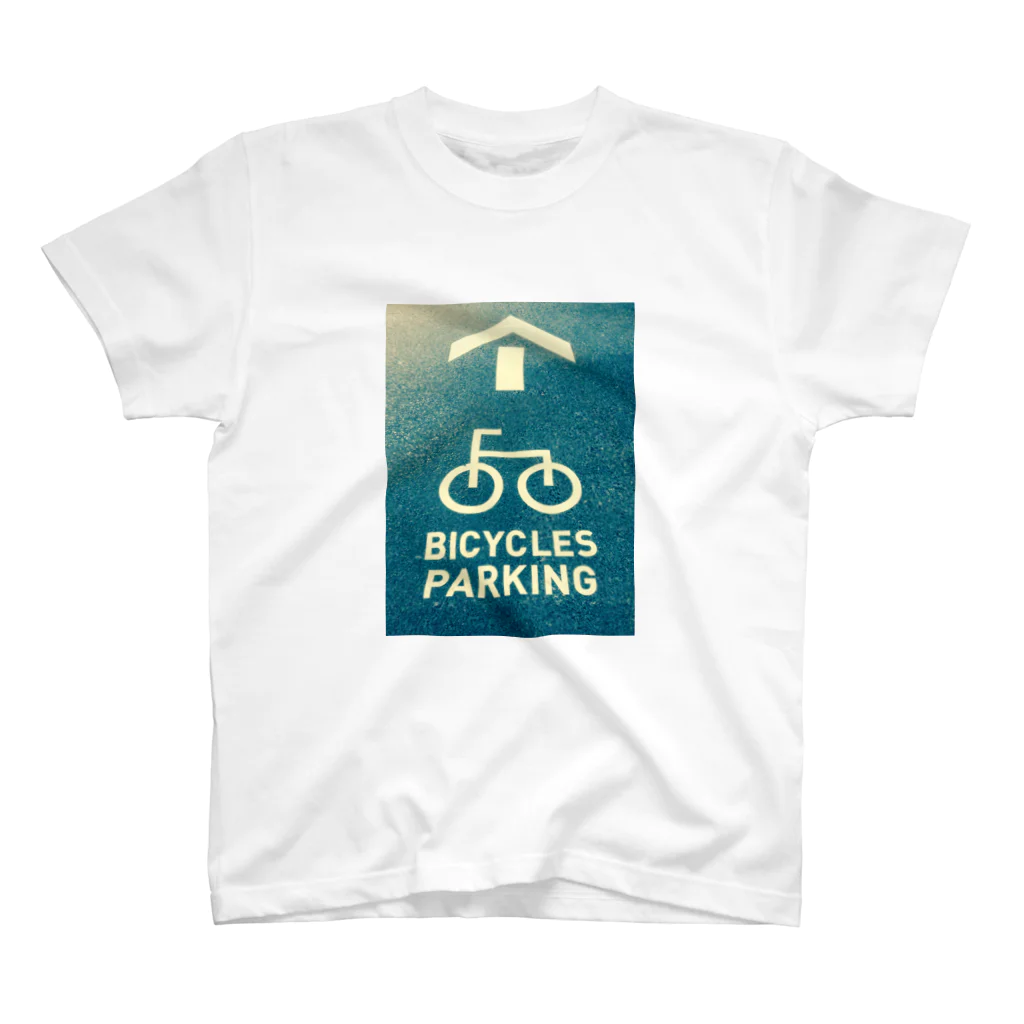 taraotheworldの自転車置き場 Regular Fit T-Shirt