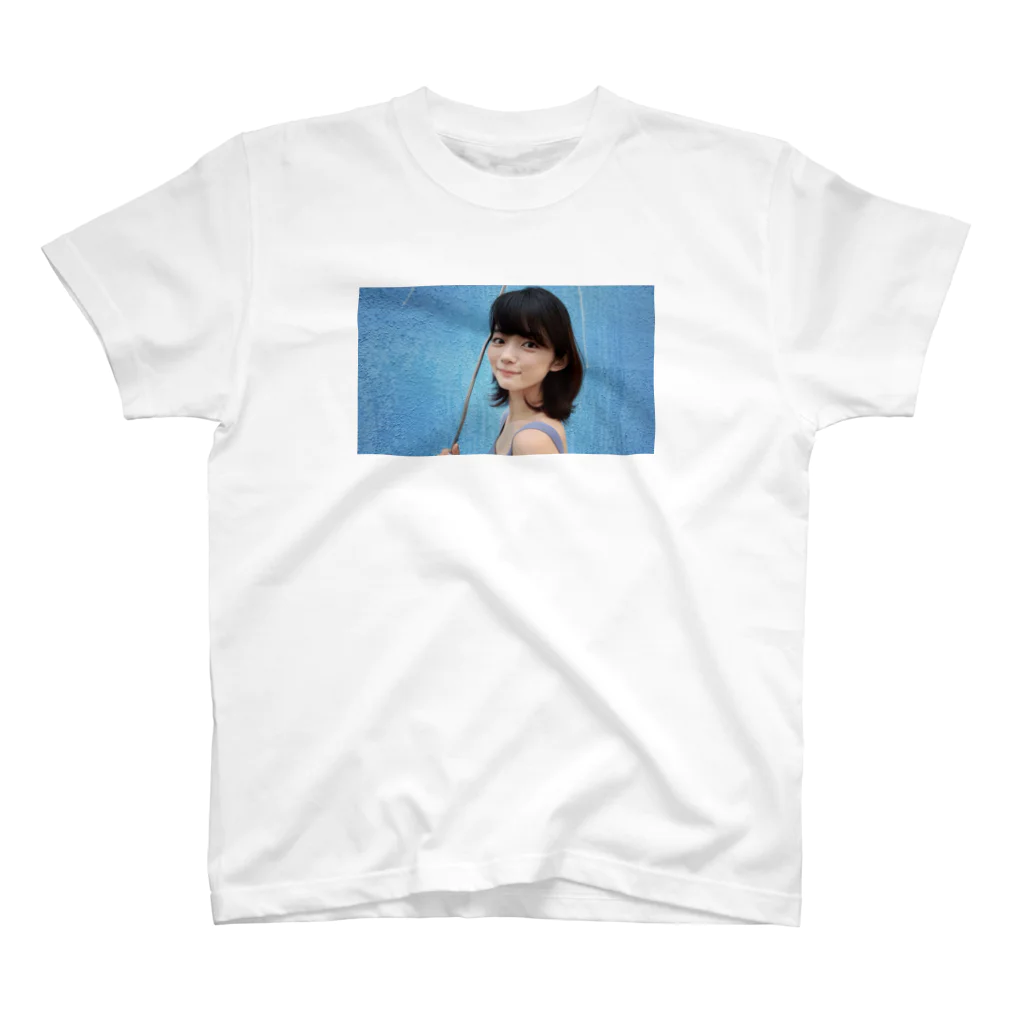 森田涼花のLight blue Regular Fit T-Shirt