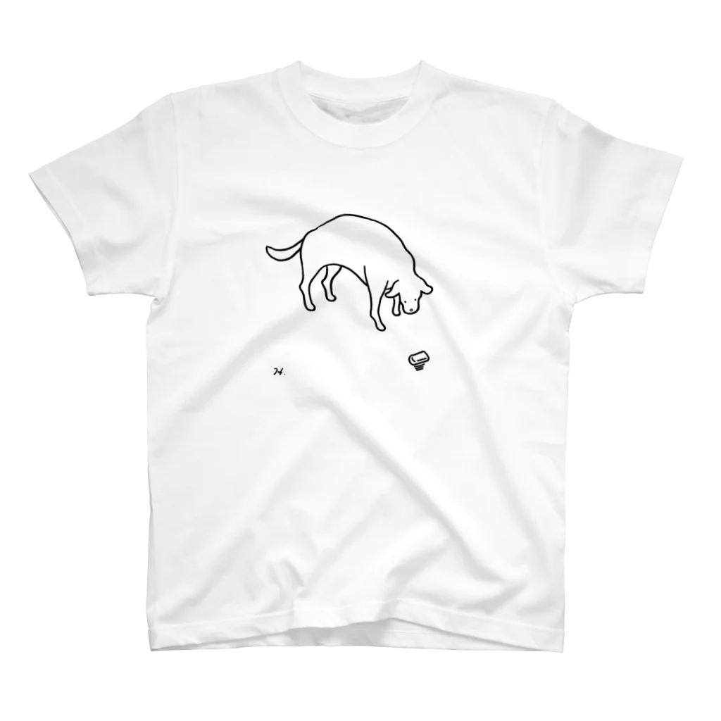 Hiroko Kawanaka Illustrationの犬とパン Regular Fit T-Shirt