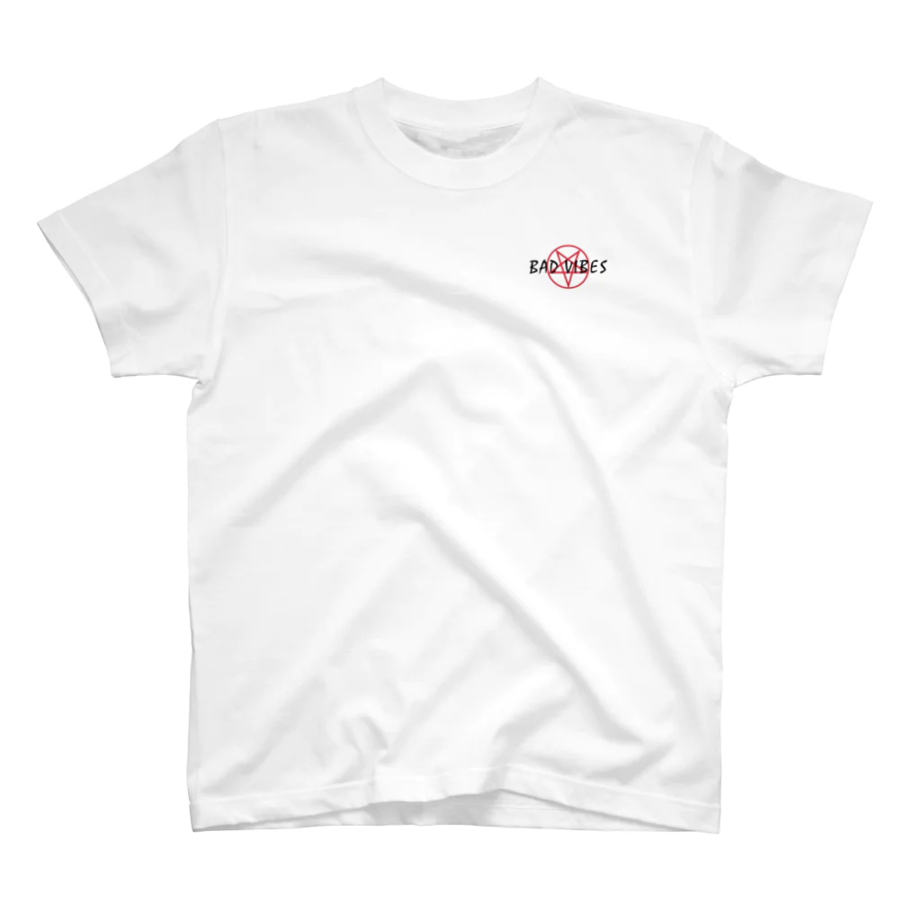 BAD VIBESのG.O.A.T. Tee (White) Regular Fit T-Shirt