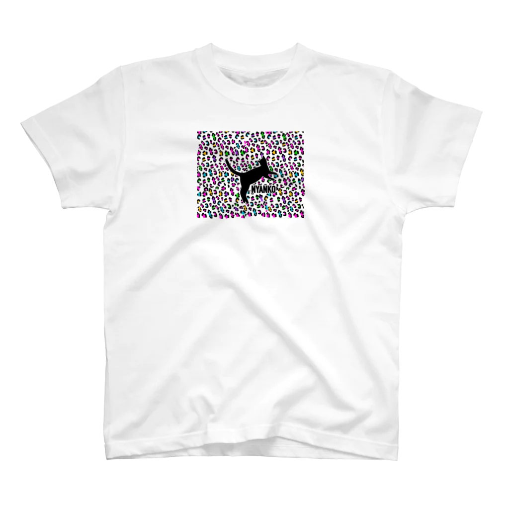 保護猫支援ショップ・パール女将のお宿のNYANKO　レオパード（豹柄） Regular Fit T-Shirt