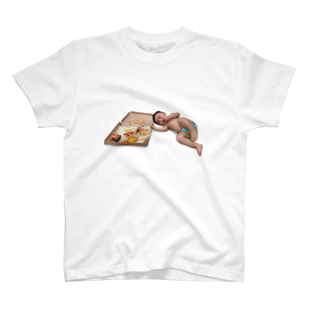 ヘイシデザインのピザを食べる赤ちゃん スタンダードTシャツ