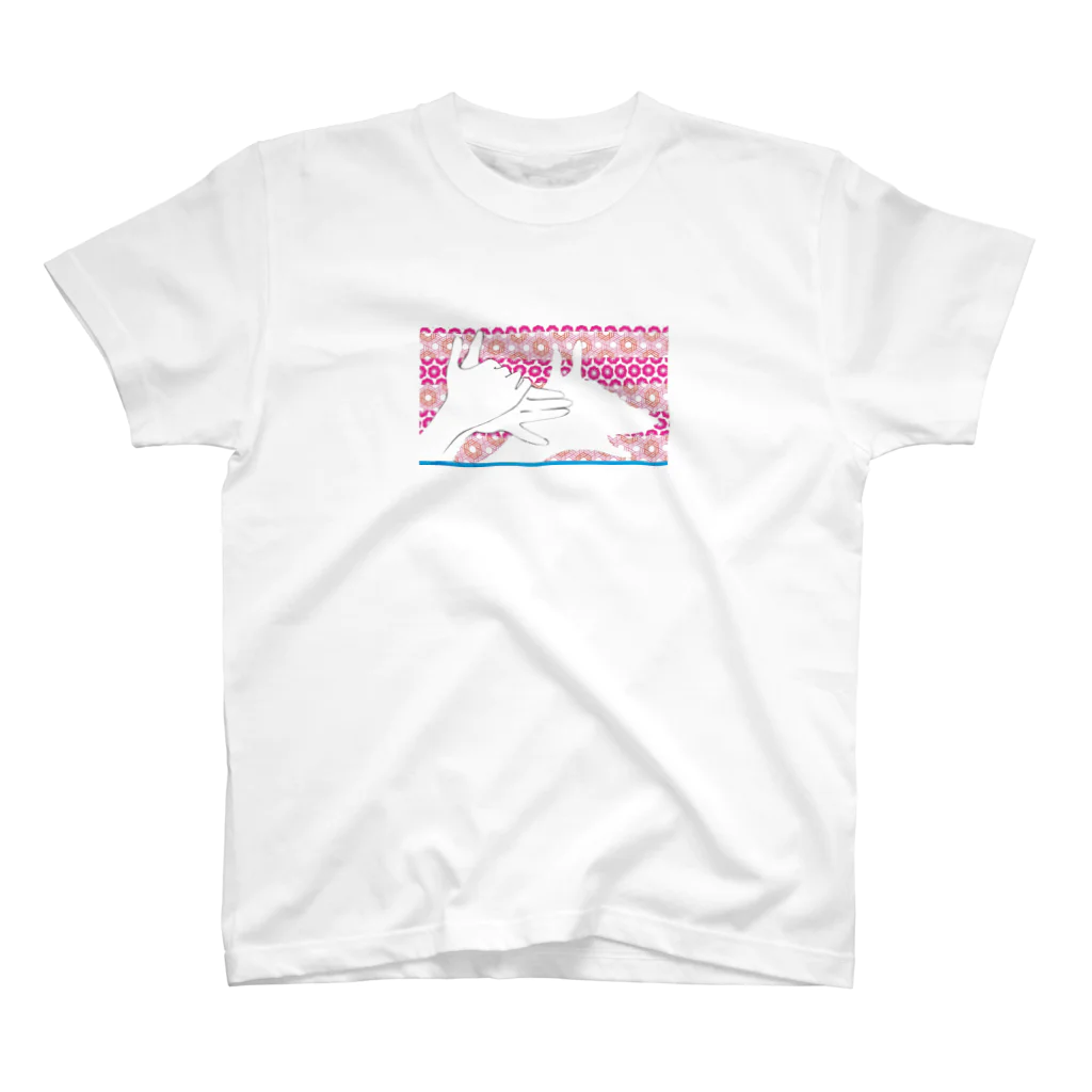 r_Waomの影絵 犬 Regular Fit T-Shirt