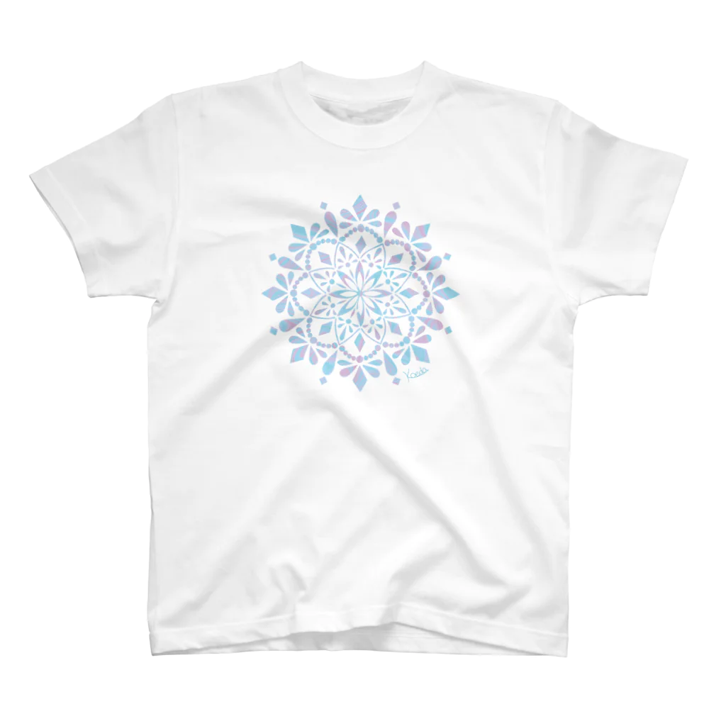 小枝[FunCoMadeメンバー]のMANDARA-light blue small ver- Regular Fit T-Shirt