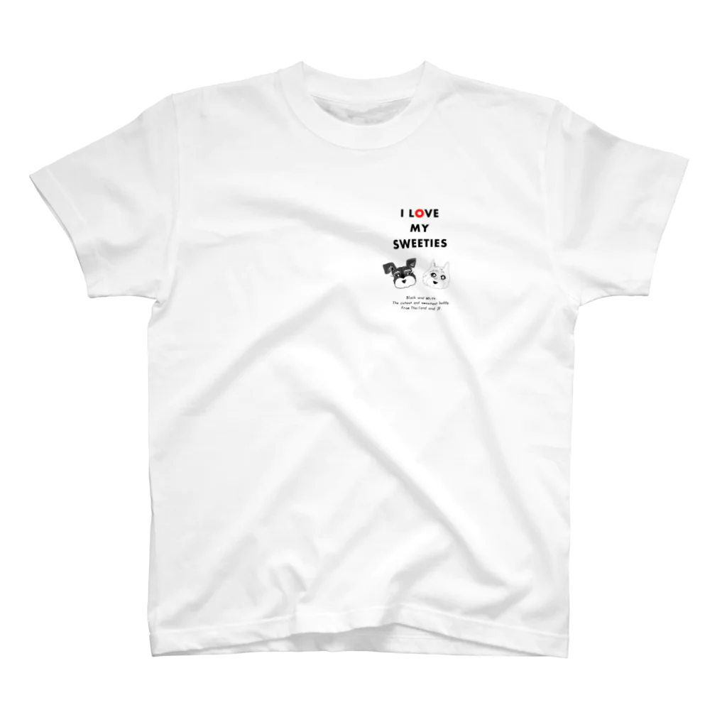 ワンにゃん応援隊のブラック＆ホワイト Regular Fit T-Shirt