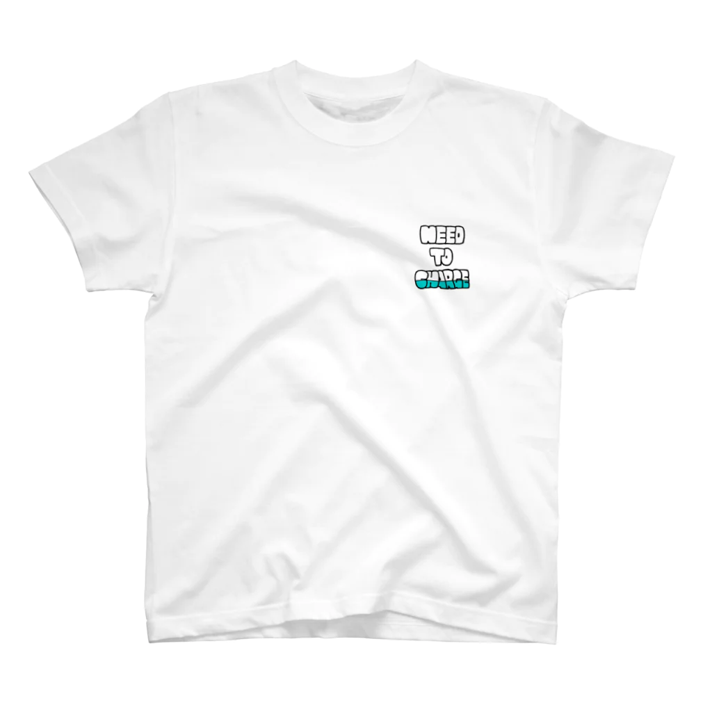 小鬼のNEED TO CHARGE Regular Fit T-Shirt