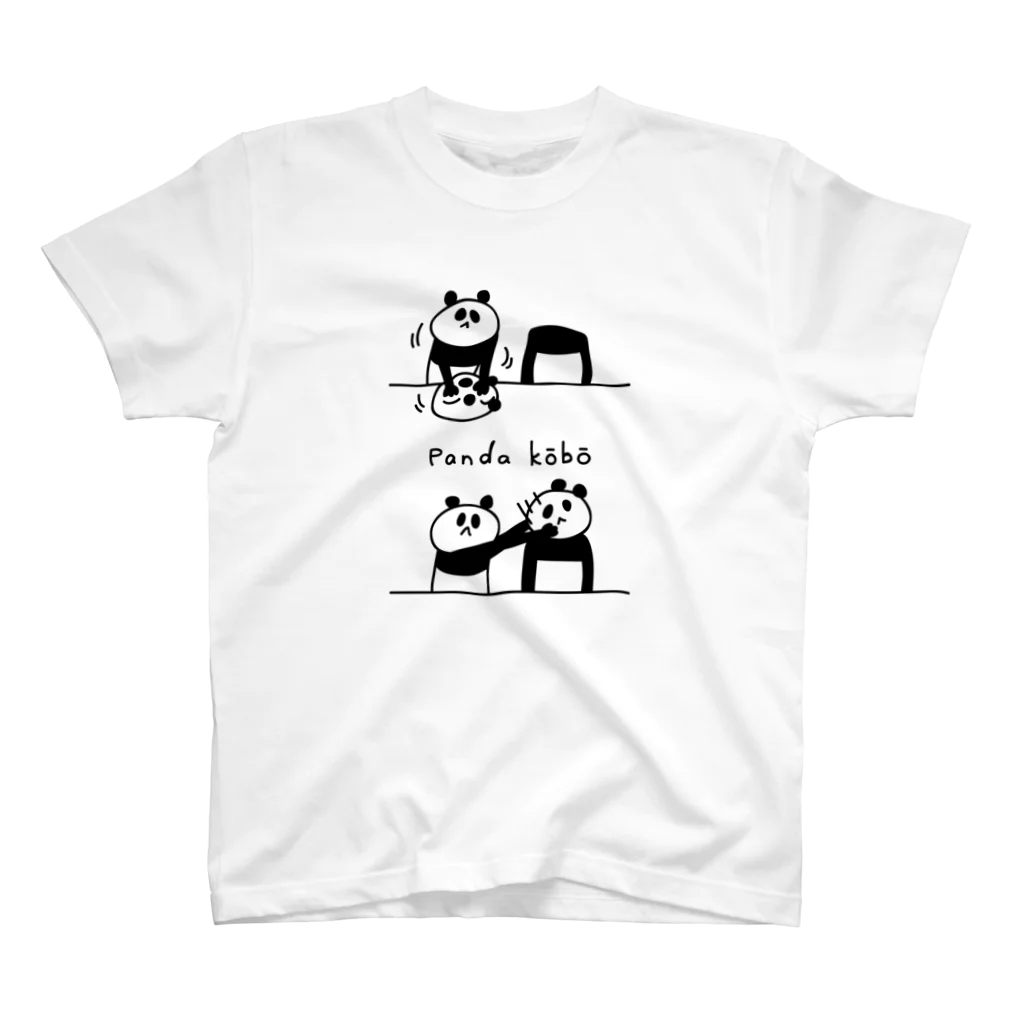 PokuStarのパンダを出荷する スタンダードTシャツ