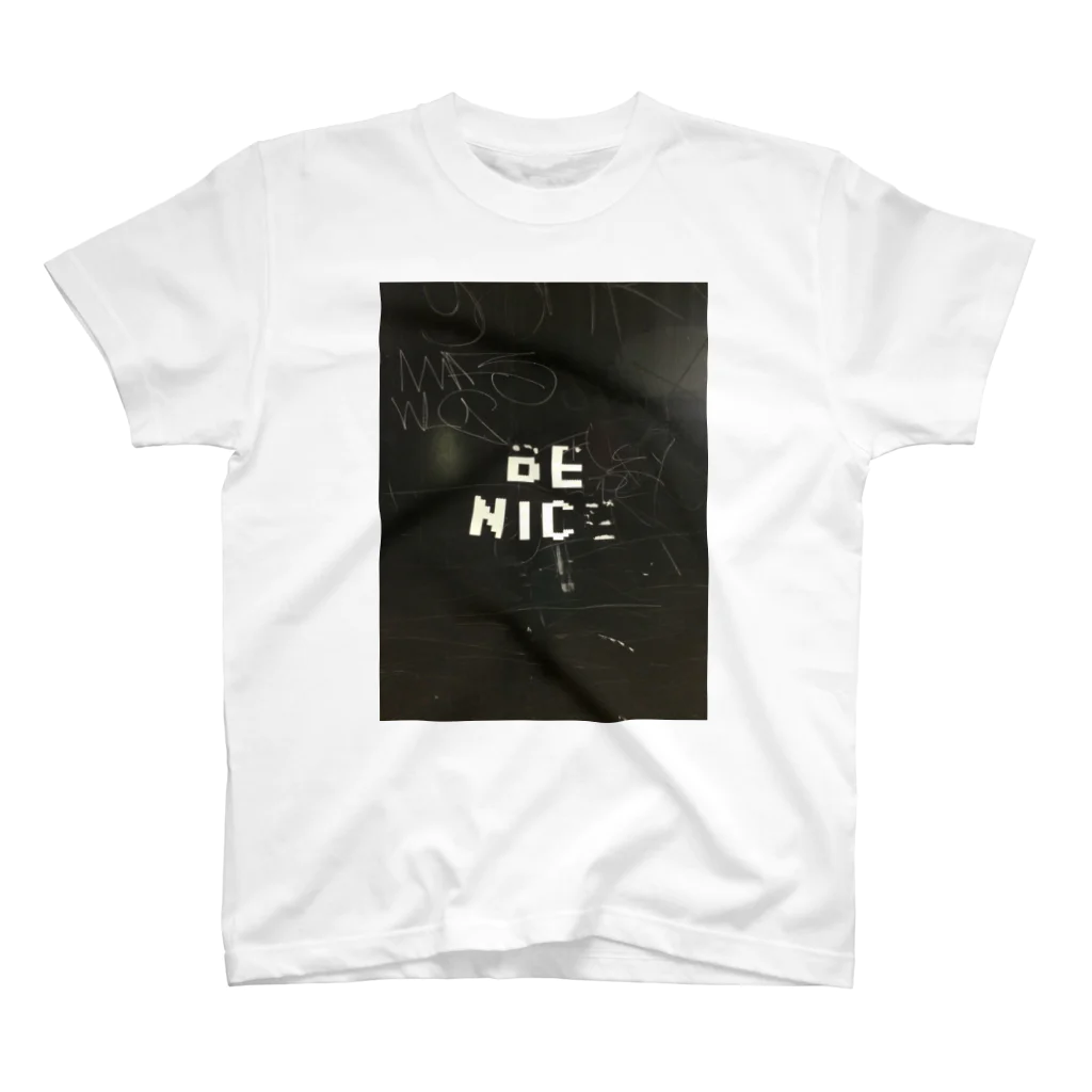 GYAOOOOO（・∀・）のBE NICE スタンダードTシャツ