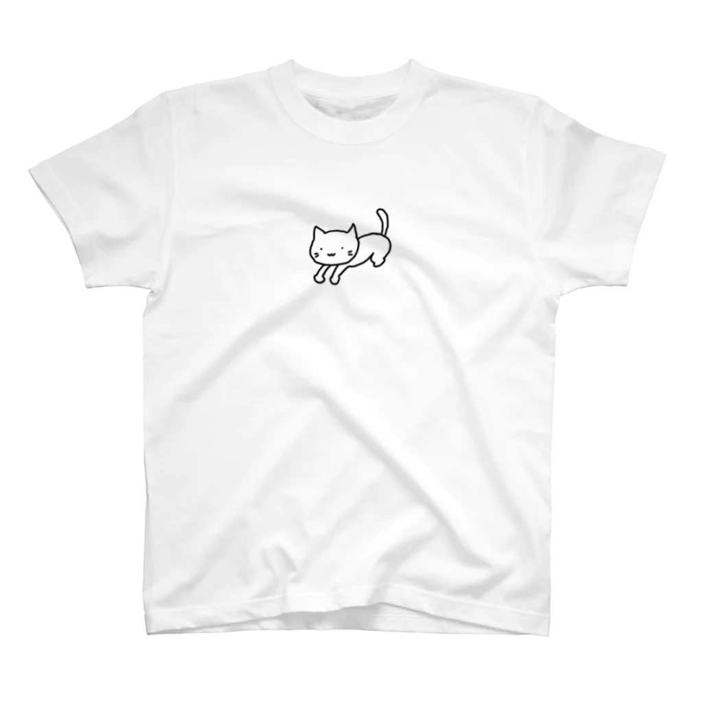 Be Yourselfの背伸びにゃんこ Tシャツ Regular Fit T-Shirt