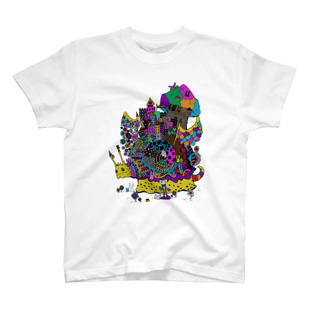 色音色のTシャツ屋さん ironeiro  T-shirt ShopのMagical Snail color ver. Regular Fit T-Shirt