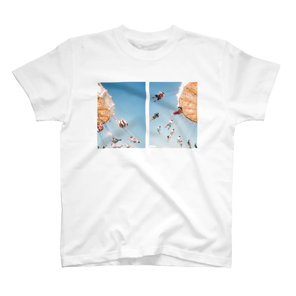 EndofNovemberの空中ブランコWhite（フィルム写真） Regular Fit T-Shirt