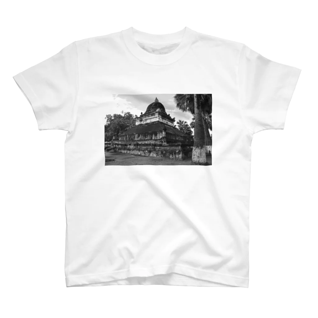 Scene_Sniperのルアンパバーン　スイカ寺モノクロ スタンダードTシャツ