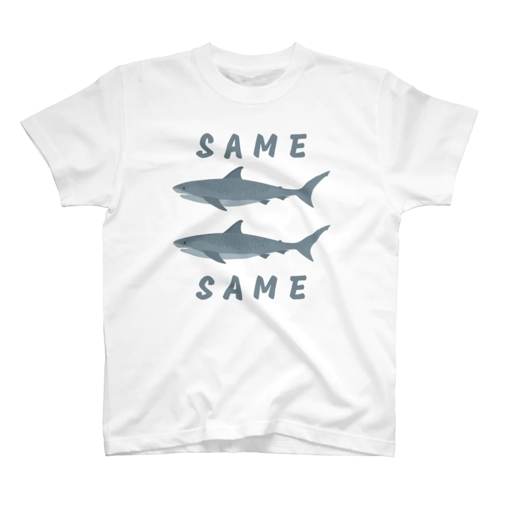 gemgemshopの同じ鮫 (SAME SAME) Regular Fit T-Shirt