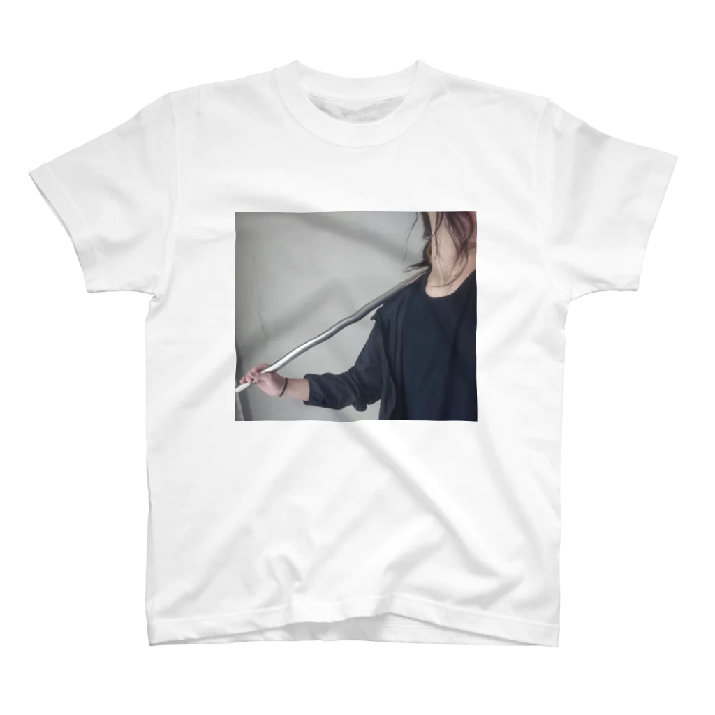 お茶屋さんの鉄パイプでボコボコくん Regular Fit T-Shirt
