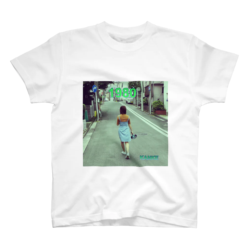 𝗧𝗼𝗺𝗼𝗸𝗼 𝗧𝗮𝗴𝘂𝗰𝗵𝗶のカンケ ep「1980」ジャケット スタンダードTシャツ