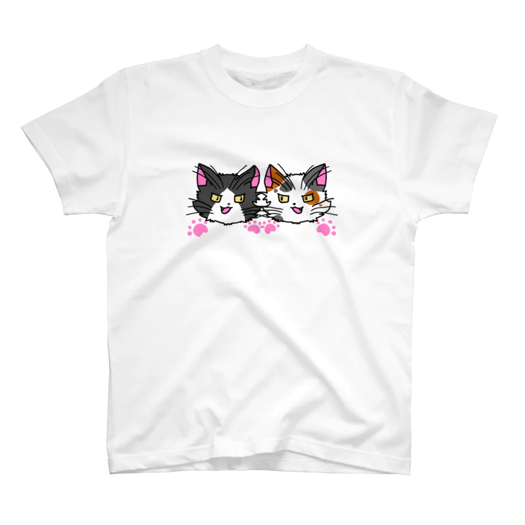 ねこねこうおのやんちゃなハチワレ君とミケネコ君 スタンダードTシャツ