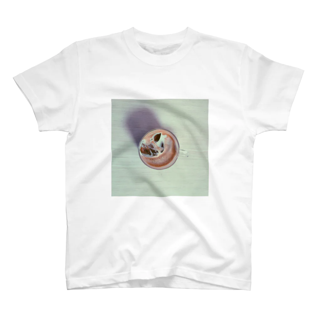 MezzoMezzoのアイスカフェラテ Regular Fit T-Shirt