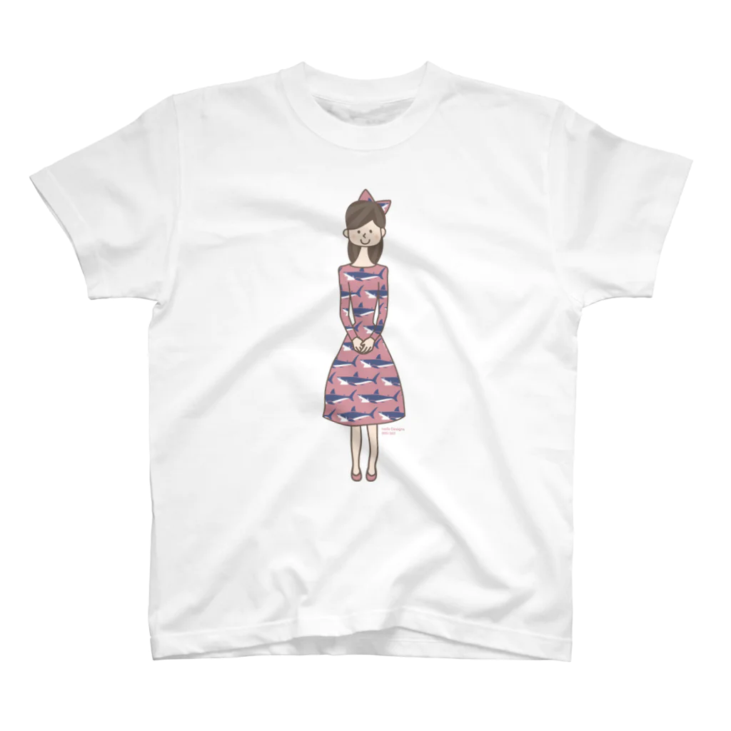 さかたようこ / サメ画家の〈 naminada 005/365 〉SAMEのお嬢さん スタンダードTシャツ