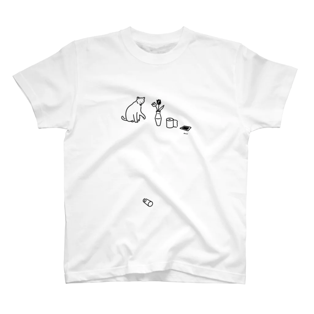 doccoの容赦なく落とす猫 Regular Fit T-Shirt