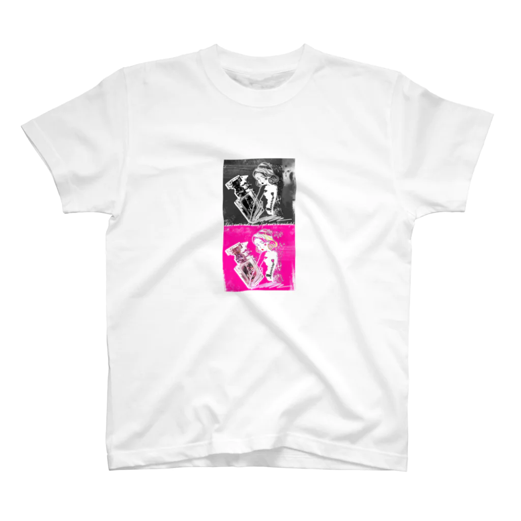 716-nanairo-のmonroe Regular Fit T-Shirt