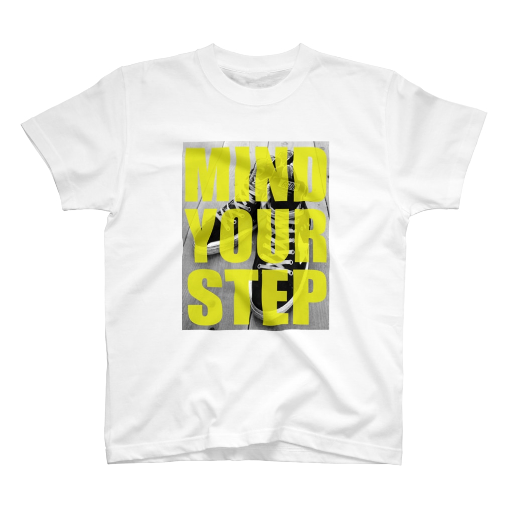 MOTIONのYELLOW STEP Regular Fit T-Shirt