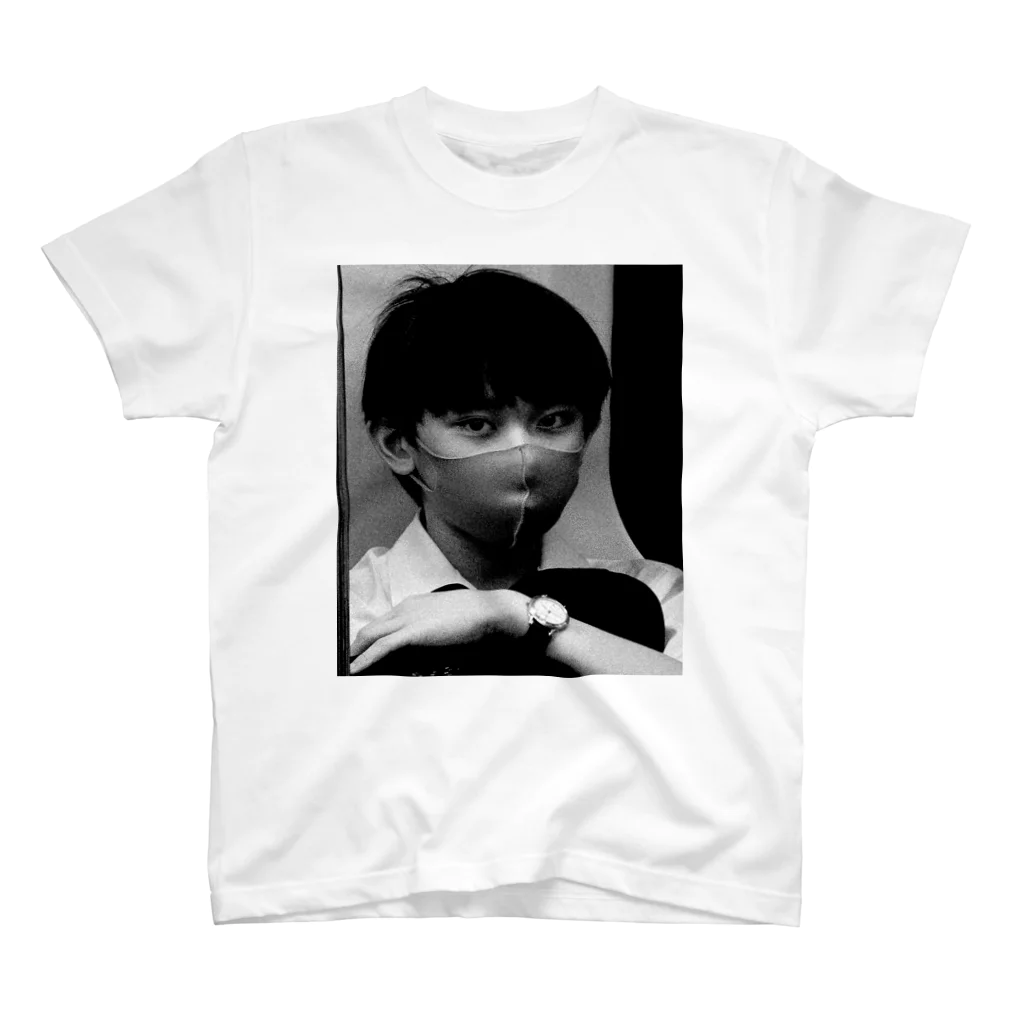 jordanniのlittle shopの目力 Regular Fit T-Shirt