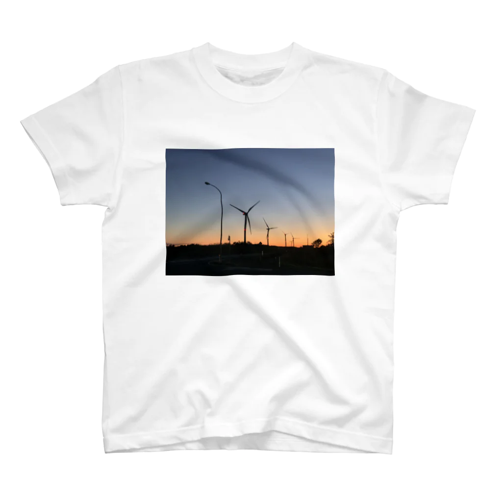 ssの朝焼けの風車 スタンダードTシャツ