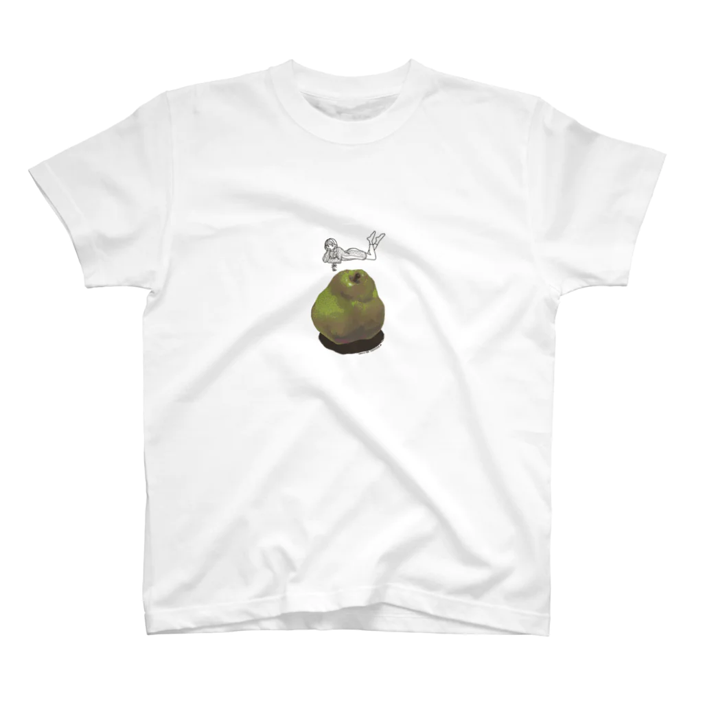 ヨシダモモカのpear Regular Fit T-Shirt