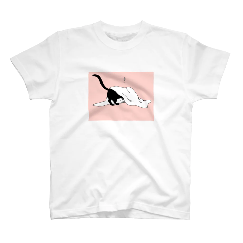 ドミニクのびっくり　ねこ Regular Fit T-Shirt