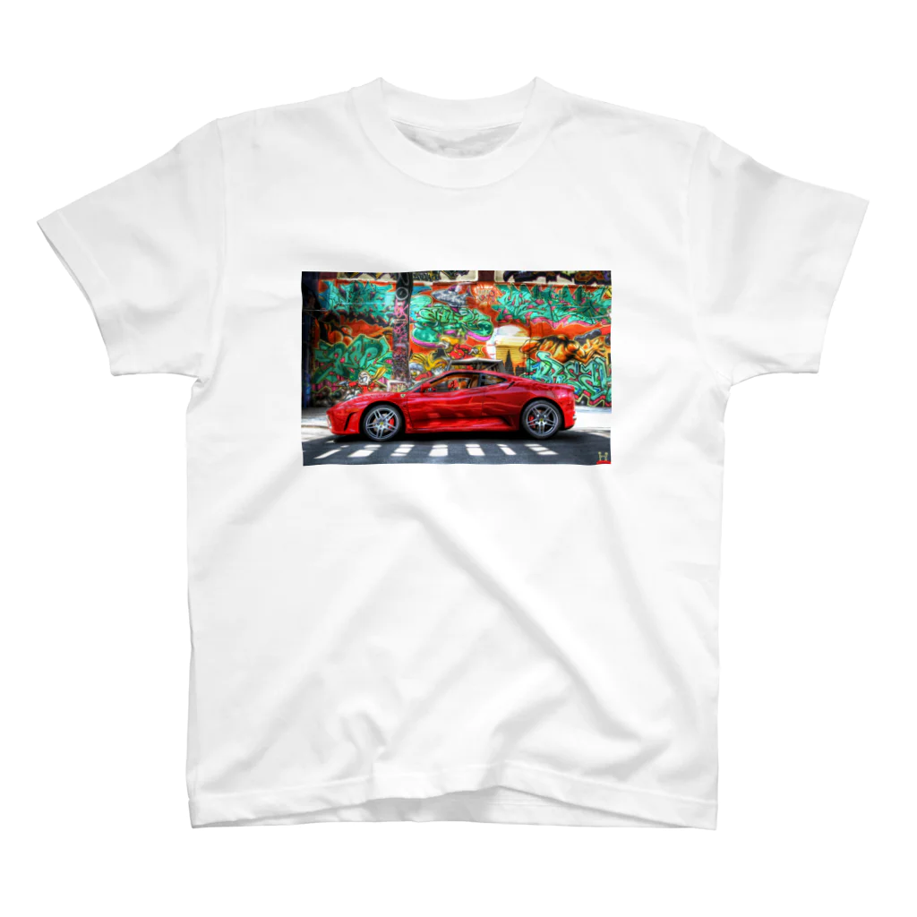 Yoshi3121の赤い車 Regular Fit T-Shirt