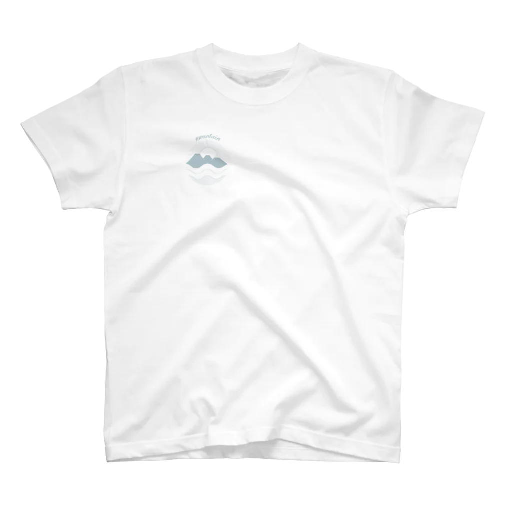 デミのmountain スタンダードTシャツ