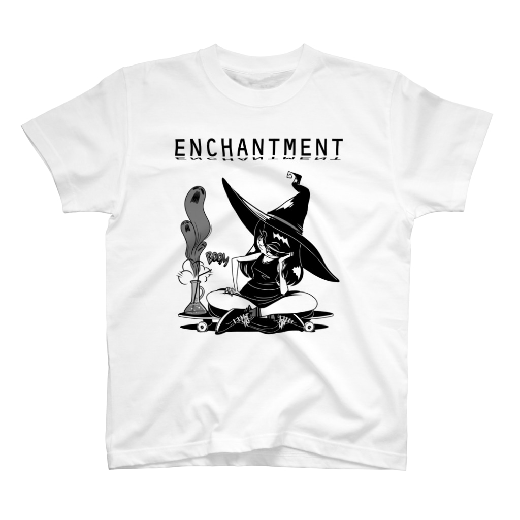 nidan-illustrationの"enchantment" T-Shirt