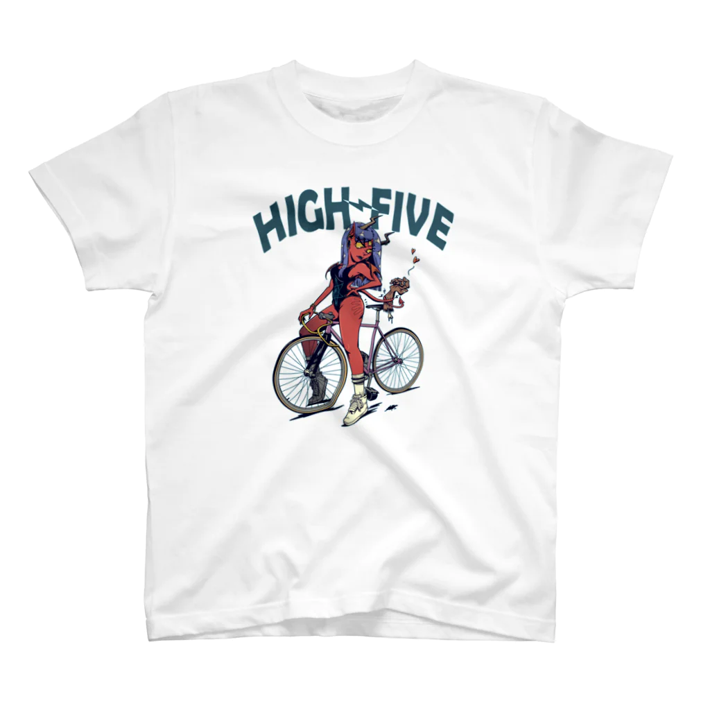 nidan-illustrationの"HIGH FIVE" Regular Fit T-Shirt