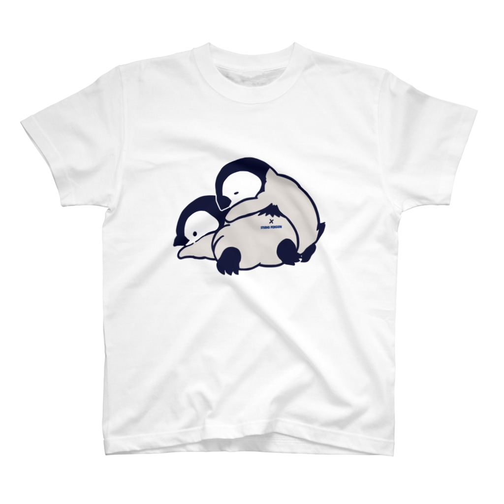 スタジオ ペンギン のペンギン赤ちゃんのおしり T-Shirt