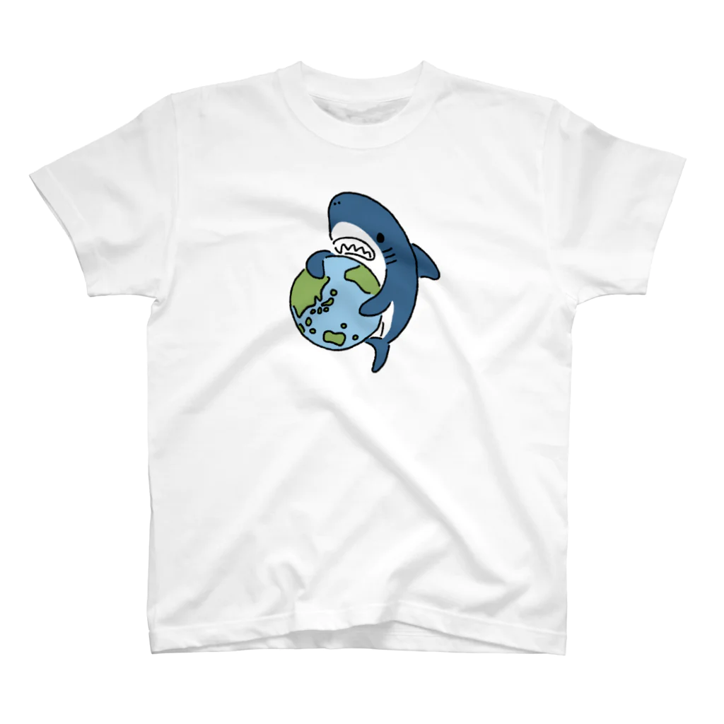 サメ わりとおもいの地球にやさしいサメ スタンダードTシャツ