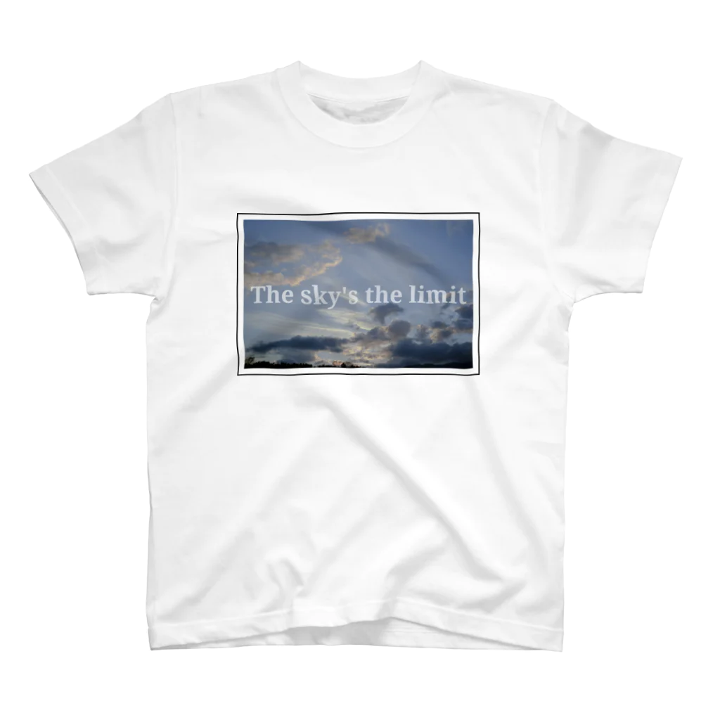 香芹工房のthe sky's the limit  Regular Fit T-Shirt