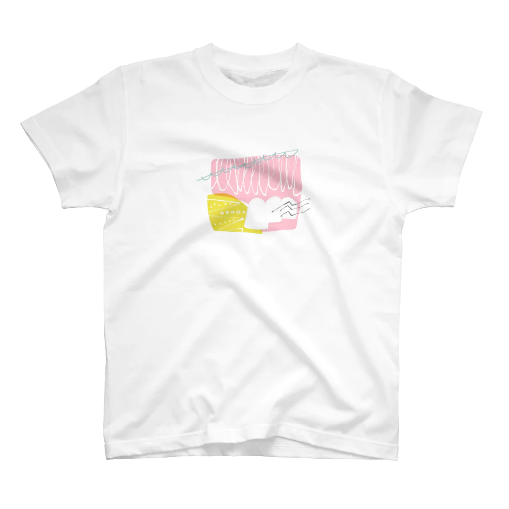 MEGUMI YAMADAのかわいい Regular Fit T-Shirt