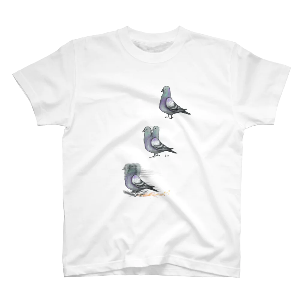 vitansan01417の鳩 Regular Fit T-Shirt