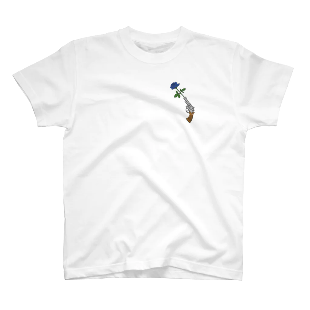 Lafs23のLafs23 公式グッズ｢バラ｣｢ピストル｣｢拳銃｣ Regular Fit T-Shirt