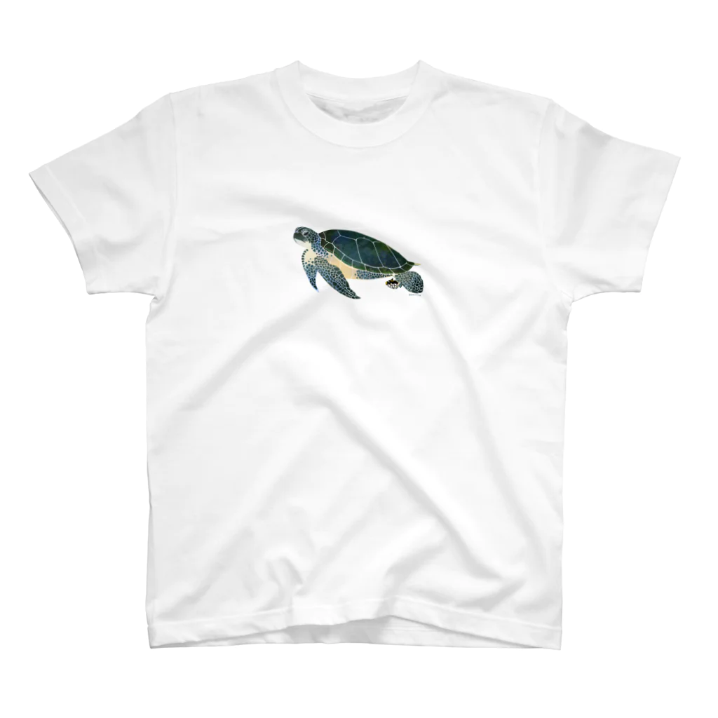 pumilioのウミガメ Regular Fit T-Shirt
