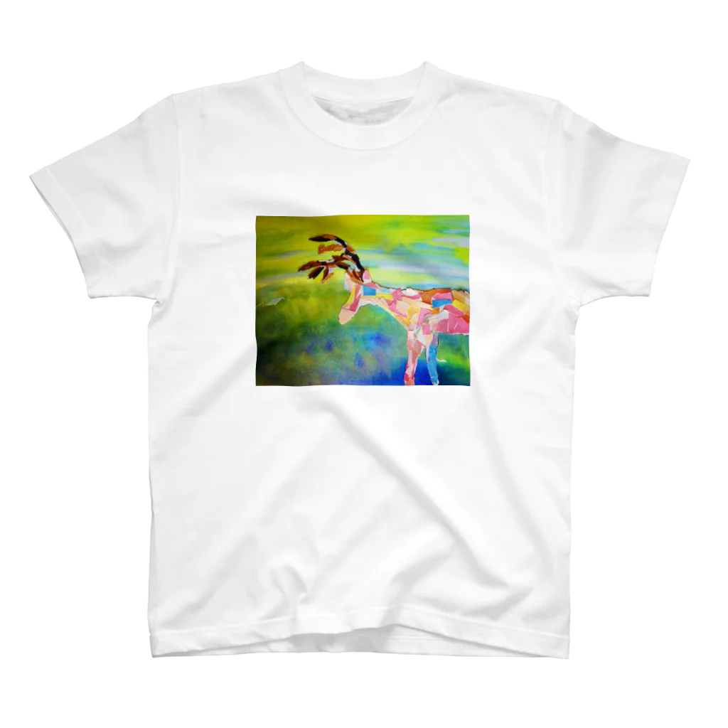 【全盲の絵描き】オバケのタムタムの【全盲の画家】庭にシカが来た Regular Fit T-Shirt