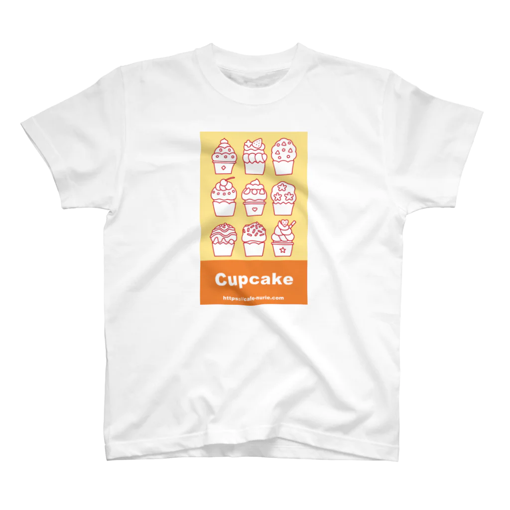 Cafe・de・ぬりえ ShopのCupcake Regular Fit T-Shirt